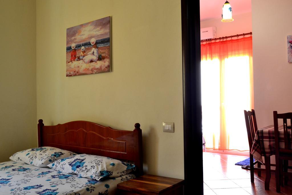 Nuovo Sun Golem Hotel Golem  Luaran gambar